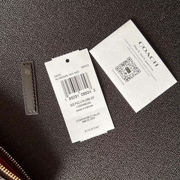 NEW Coach Corner Zip Wristlet in Signature Canvas Leather